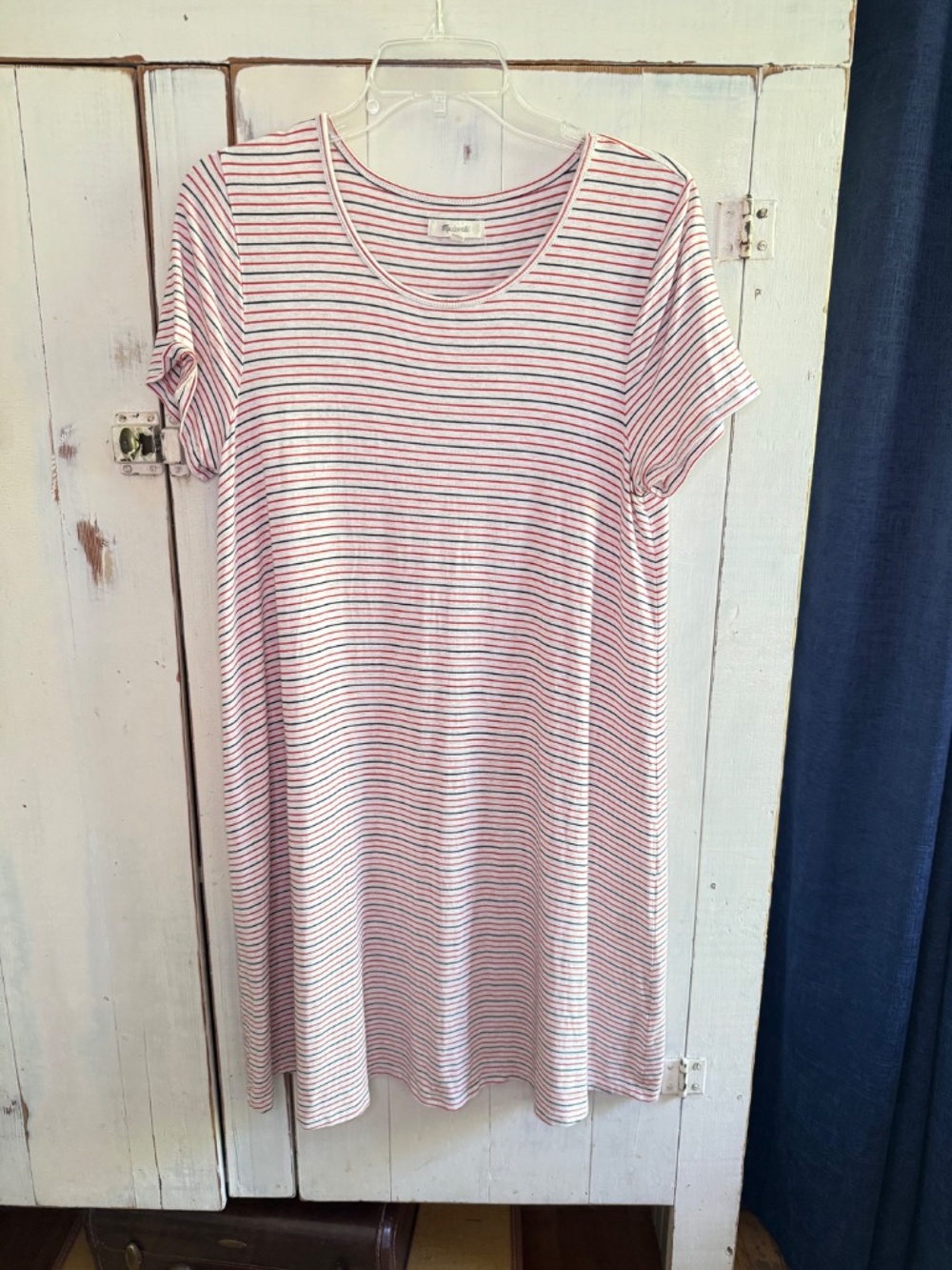 Madewell Swingy Tee Dress in Red-White-Blue, Size Large